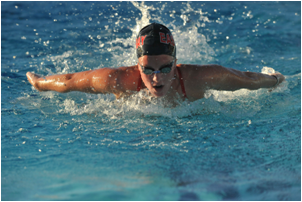 Murphy Wimer swimming